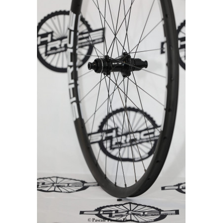 SH Race XCR Carbon XC MTB Wheels, 270 g Rims | SH Race