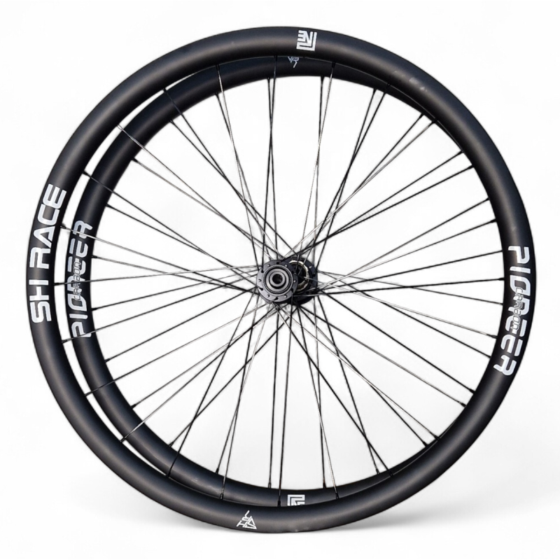 SH Race Pioneer Carbon Wheels 1290–1315 g